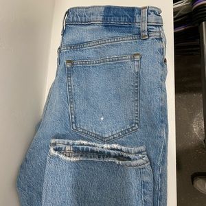 Abercrombie 90’s straight leg, ultra high-rise denim jeans